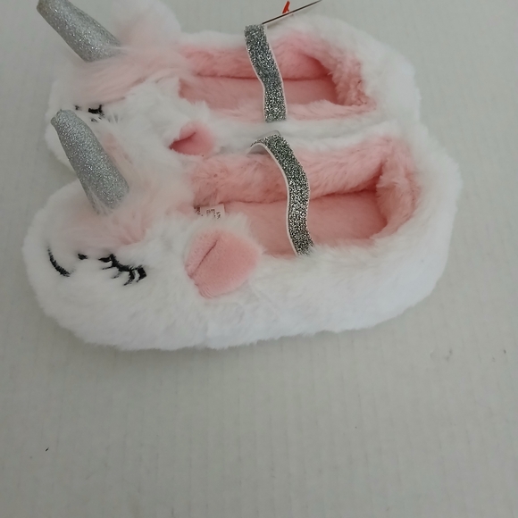Cat & Jack Unicorn slippers New $8 - Picture 3 of 8